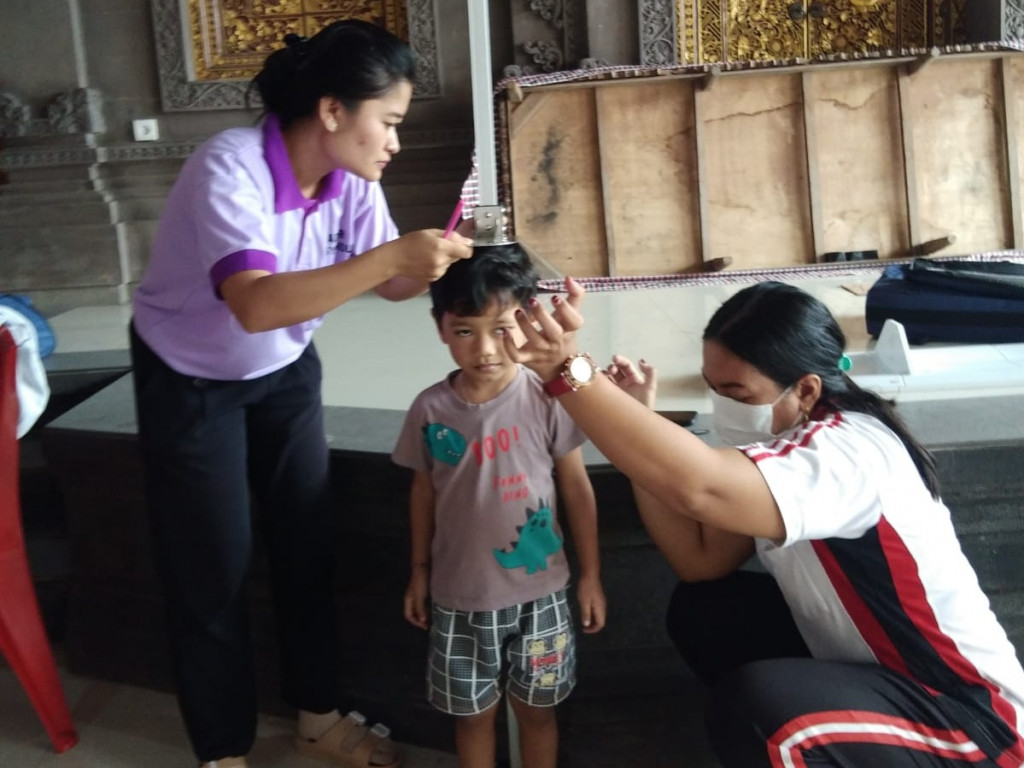 Antusias Masyarakat Datang ke Kegiatan Posyandu Balita Banjar Kung